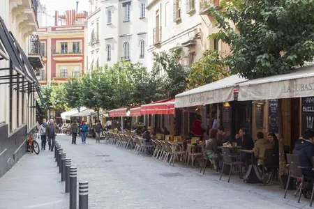 flats for students and young workers in the centre of Seville