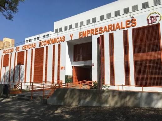 Facultad de Ciencias Económicas y Empresariales