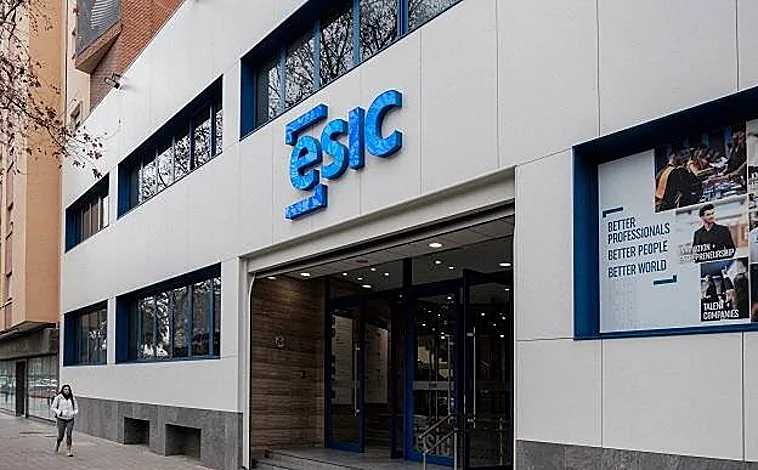 Digital Business School