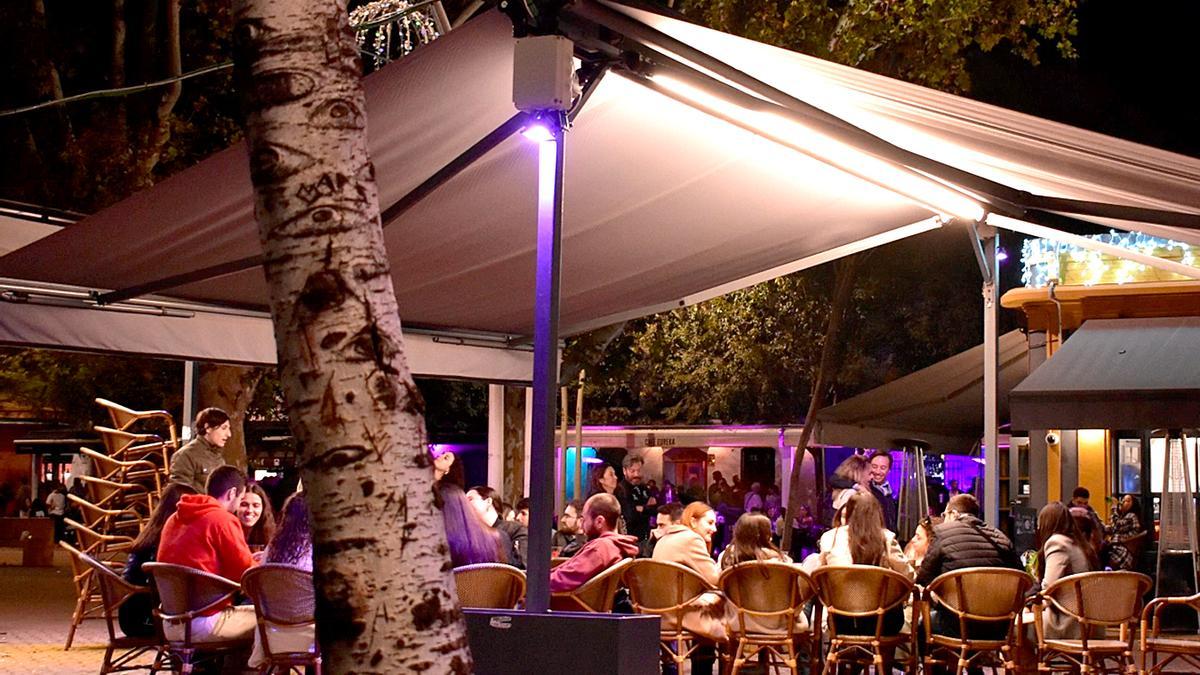 Vida nocturna vibrante