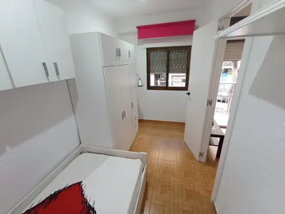 FR Carrer de la Indústria
