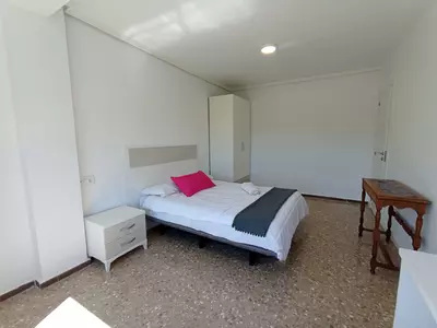 FR Calle Santos Justo y Pastor