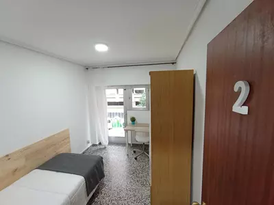 FR Carrer de Leandro de Saralegui