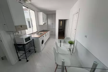 FL Calle de Campomanes